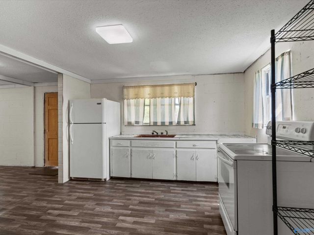 18280 Alabama Highway 20, Hillsboro, AL 35643