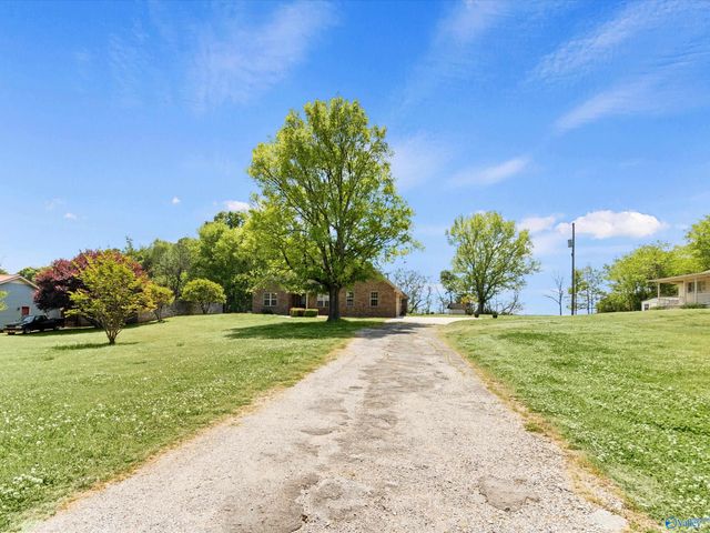18280 Alabama Highway 20, Hillsboro, AL 35643