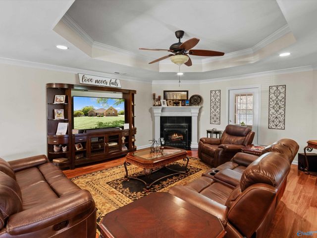 18280 Alabama Highway 20, Hillsboro, AL 35643