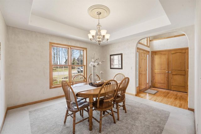 N9427 DUSTY DRIVE, Appleton, WI 54915