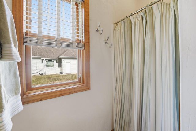 N9427 DUSTY DRIVE, Appleton, WI 54915