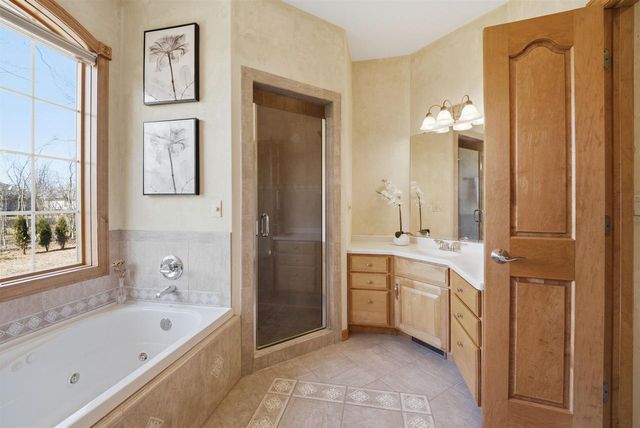 N9427 DUSTY DRIVE, Appleton, WI 54915