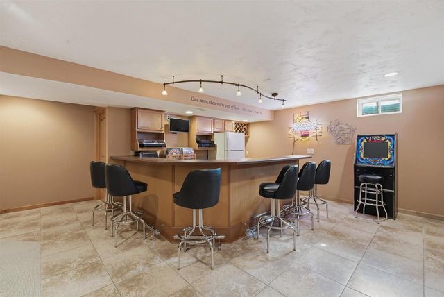 N9427 DUSTY DRIVE, Appleton, WI 54915