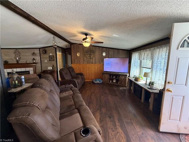 3024 Marlboro Church Road, Sophia, NC 27350