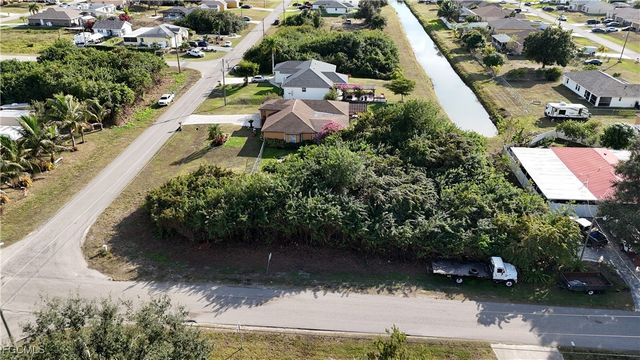 5101 Barth ST, Lehigh Acres, FL 33971