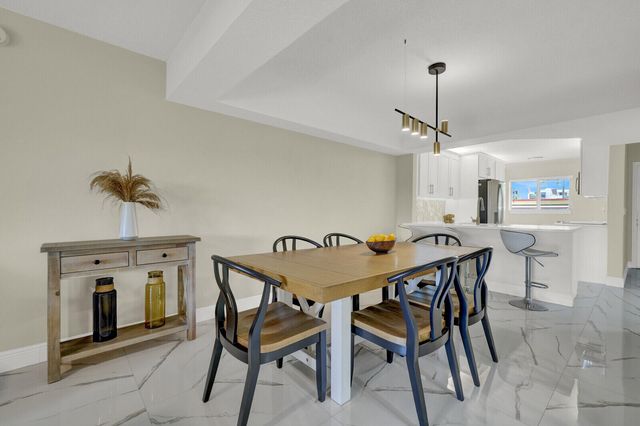 23277 Barwood Lane N 107, Boca Raton, FL 33428