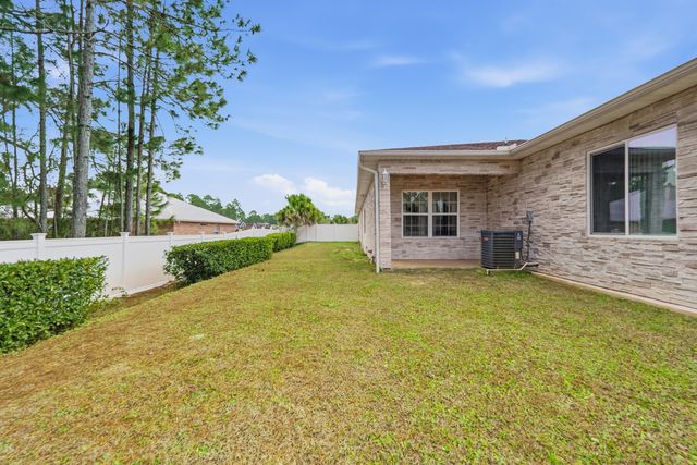 7456 Woodmont Road, Navarre, FL 32566