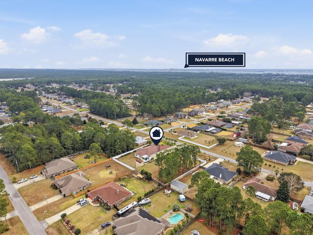 7456 Woodmont Road, Navarre, FL 32566