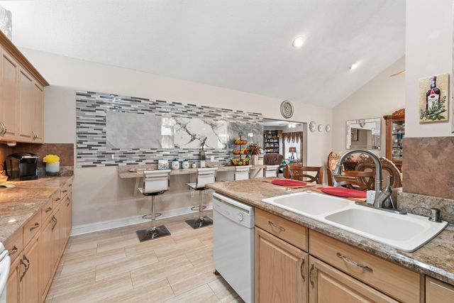 7456 Woodmont Road, Navarre, FL 32566