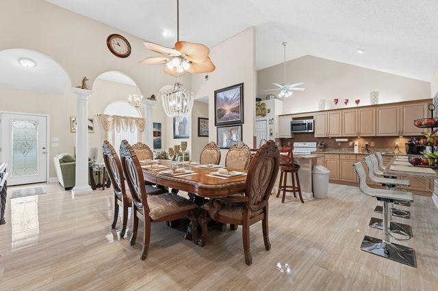 7456 Woodmont Road, Navarre, FL 32566