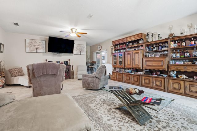 7456 Woodmont Road, Navarre, FL 32566