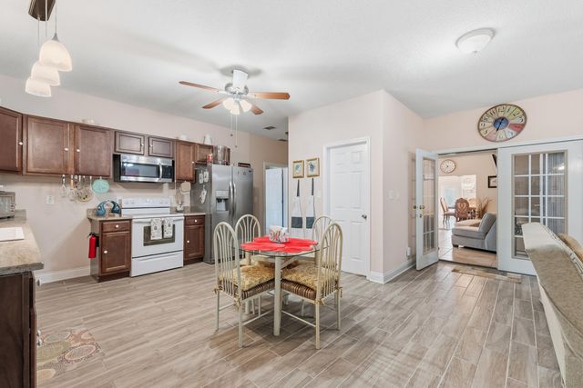 7456 Woodmont Road, Navarre, FL 32566