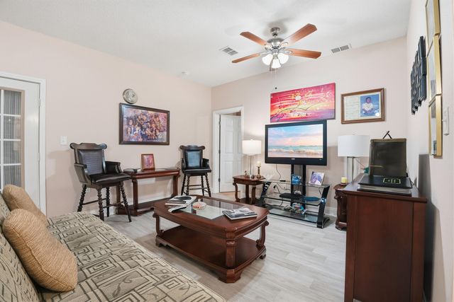 7456 Woodmont Road, Navarre, FL 32566