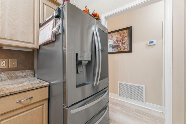 7456 Woodmont Road, Navarre, FL 32566