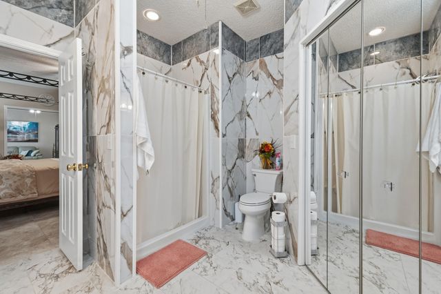 7456 Woodmont Road, Navarre, FL 32566