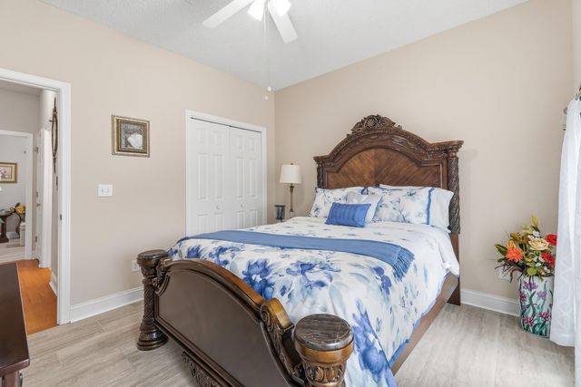 7456 Woodmont Road, Navarre, FL 32566