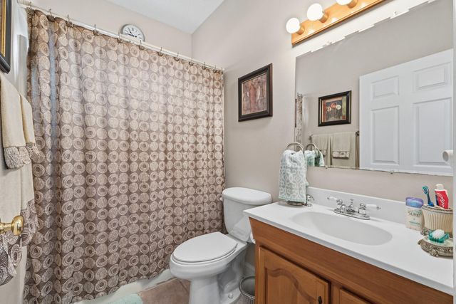 7456 Woodmont Road, Navarre, FL 32566