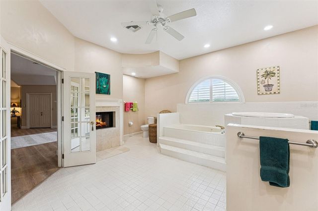 628 E CLUB CIRCLE, Longwood, FL 32779