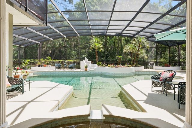 628 E CLUB CIRCLE, Longwood, FL 32779