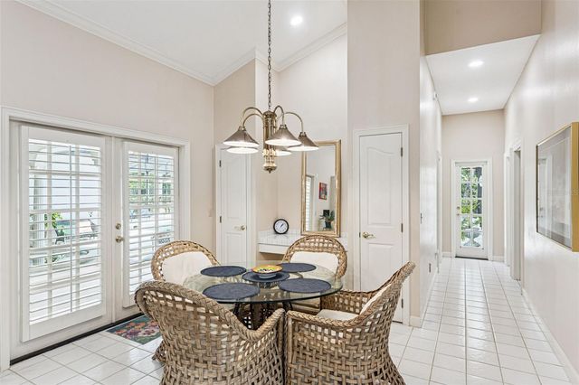 628 E CLUB CIRCLE, Longwood, FL 32779