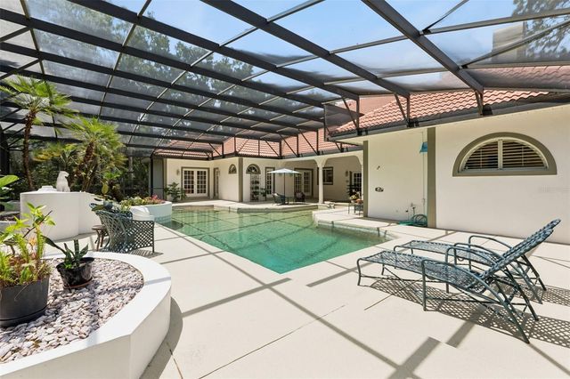 628 E CLUB CIRCLE, Longwood, FL 32779