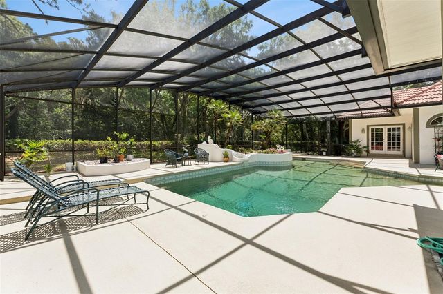 628 E CLUB CIRCLE, Longwood, FL 32779