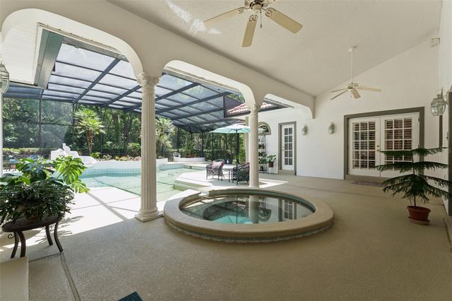 628 E CLUB CIRCLE, Longwood, FL 32779