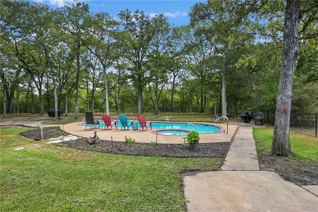 7601 Jones Road, College Station, TX 77845 — photo 2