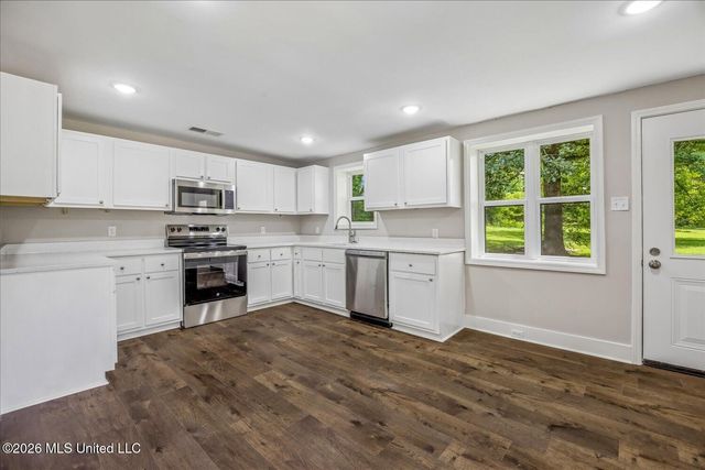 4673 Douglas Drive, Olive Branch, MS 38654