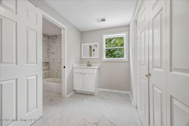 4673 Douglas Drive, Olive Branch, MS 38654