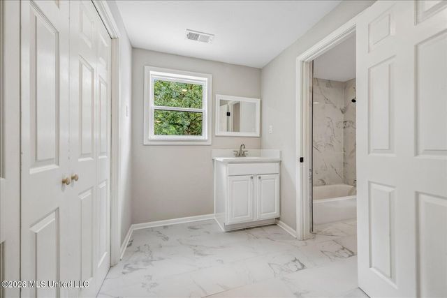 4673 Douglas Drive, Olive Branch, MS 38654