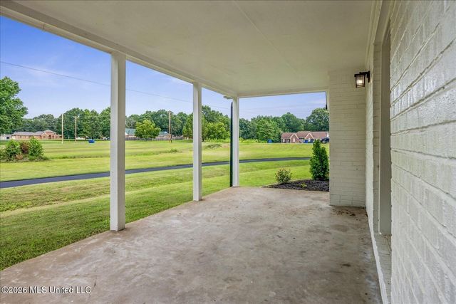 4673 Douglas Drive, Olive Branch, MS 38654