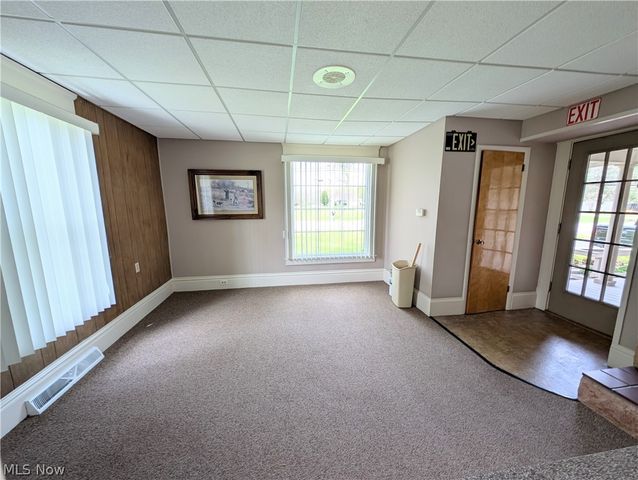 17991 Mahoning Avenue, Lake Milton, OH 44429