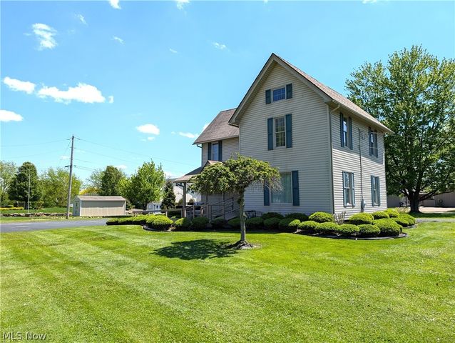 17991 Mahoning Avenue, Lake Milton, OH 44429