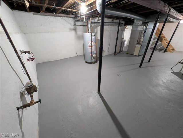 17991 Mahoning Avenue, Lake Milton, OH 44429