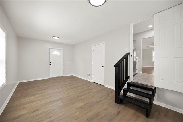1306 Gibbs Road, Kansas City, KS 66103