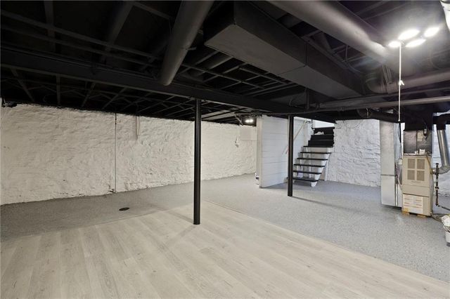 1306 Gibbs Road, Kansas City, KS 66103