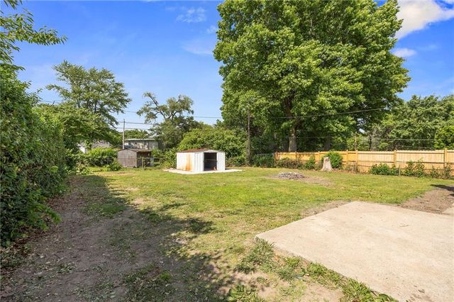 1306 Gibbs Road, Kansas City, KS 66103