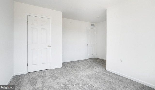 7833 OAK BROOK DR, Harrisburg, PA 17112