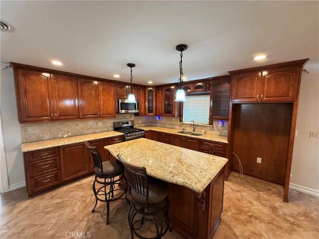 1916 S Wood, Santa Ana, CA 92704