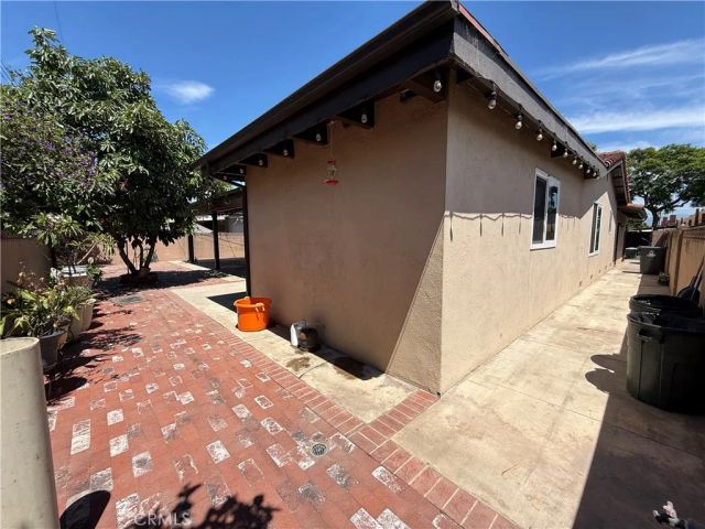 1916 S Wood, Santa Ana, CA 92704