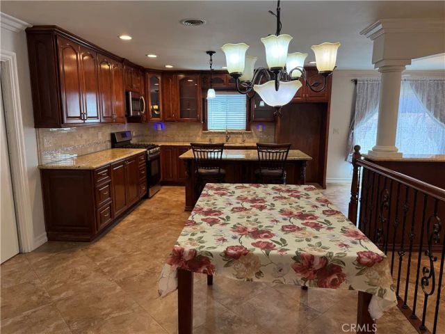 1916 S Wood, Santa Ana, CA 92704