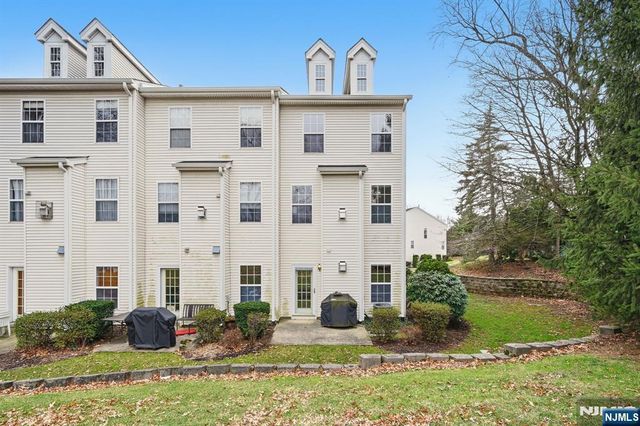 349 Wilshire Drive 3050, Nutley, NJ 07110