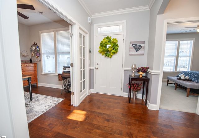 642 Cub Branch Drive, Spartanburg, SC 29301