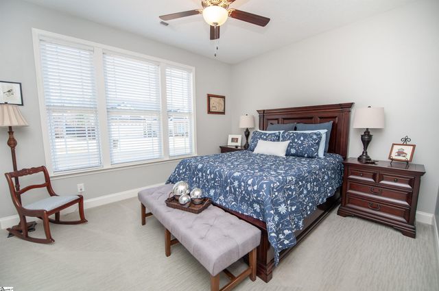 642 Cub Branch Drive, Spartanburg, SC 29301