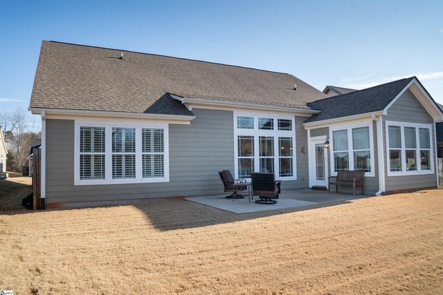 642 Cub Branch Drive, Spartanburg, SC 29301