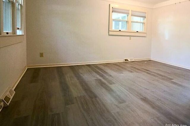 611 Robin Road, Ann Arbor, MI 48103