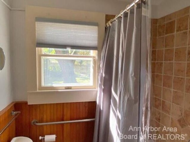 611 Robin Road, Ann Arbor, MI 48103