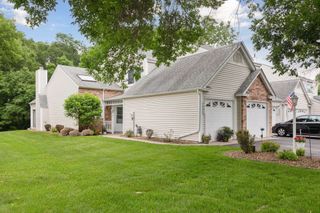 5662 Donegal Drive, Shoreview, MN 55126