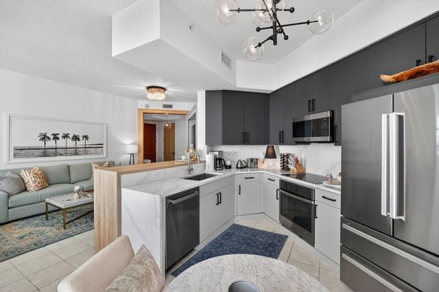 347 N New River Drive PH 6, Fort Lauderdale, FL 33301